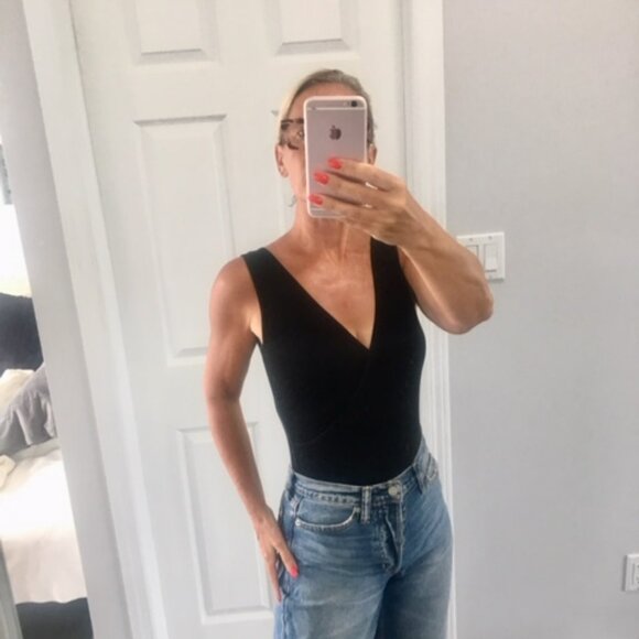 Cest Moi Black cross over ballet style black bamboo bodysuit in sm/m - Picture 2 of 7